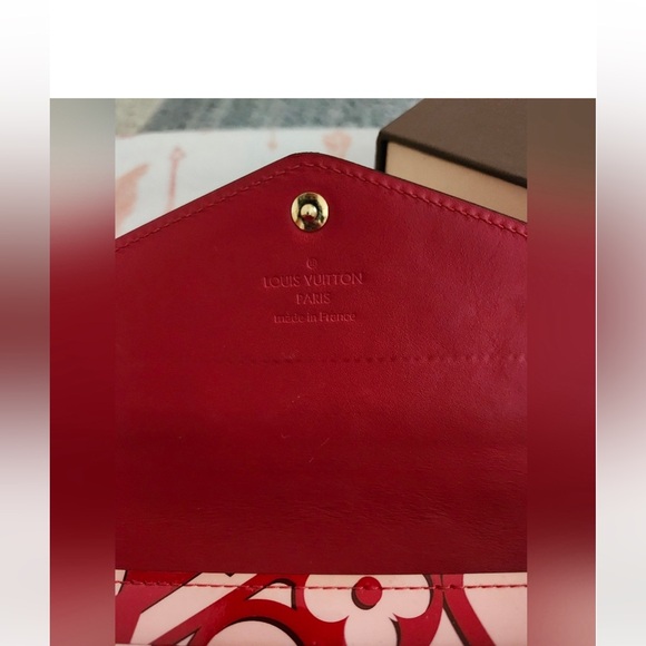 Louis Vuitton Long Wallet - Picture 8 of 13